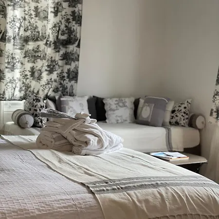Le D'ouchy Bed & Breakfast