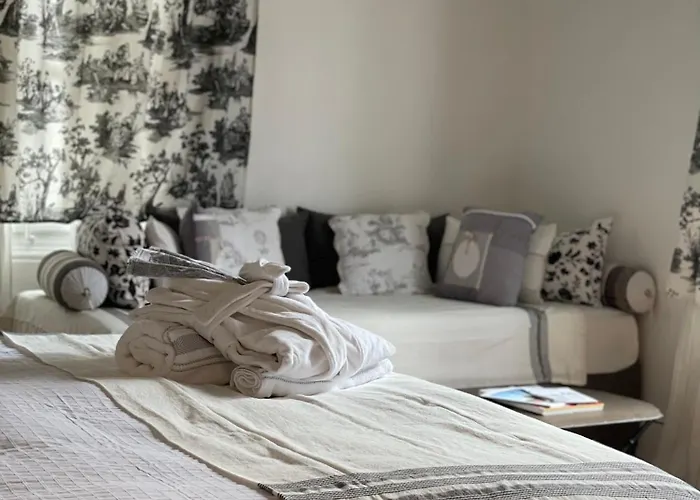 Le D'ouchy Bed & Breakfast